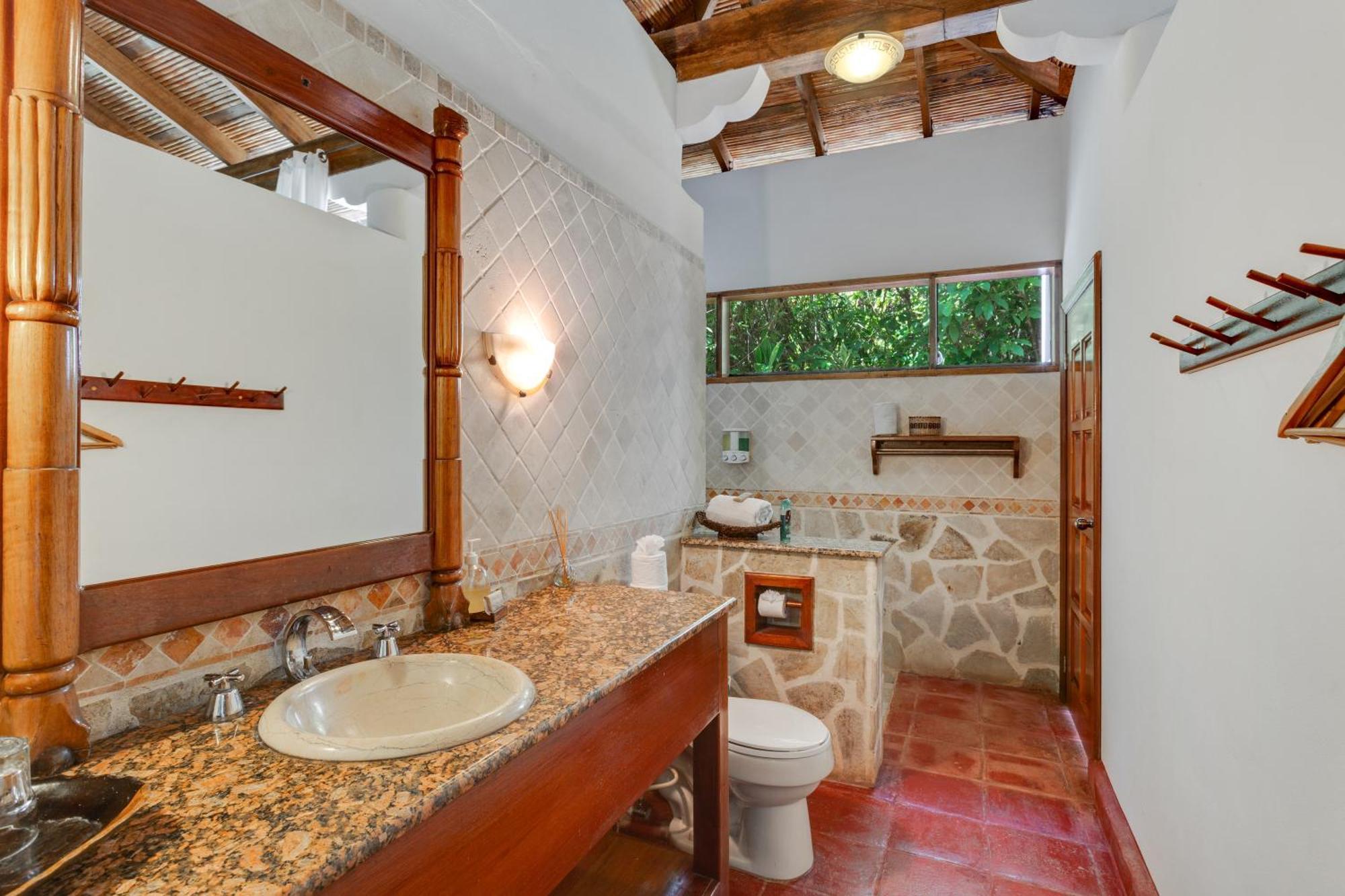 Ian Anderson Caves Branch Jungle Lodge Belmopan Eksteriør bilde