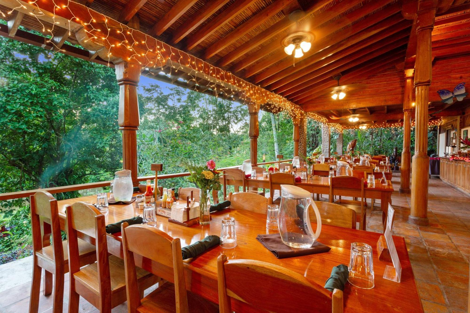 Ian Anderson Caves Branch Jungle Lodge Belmopan Eksteriør bilde